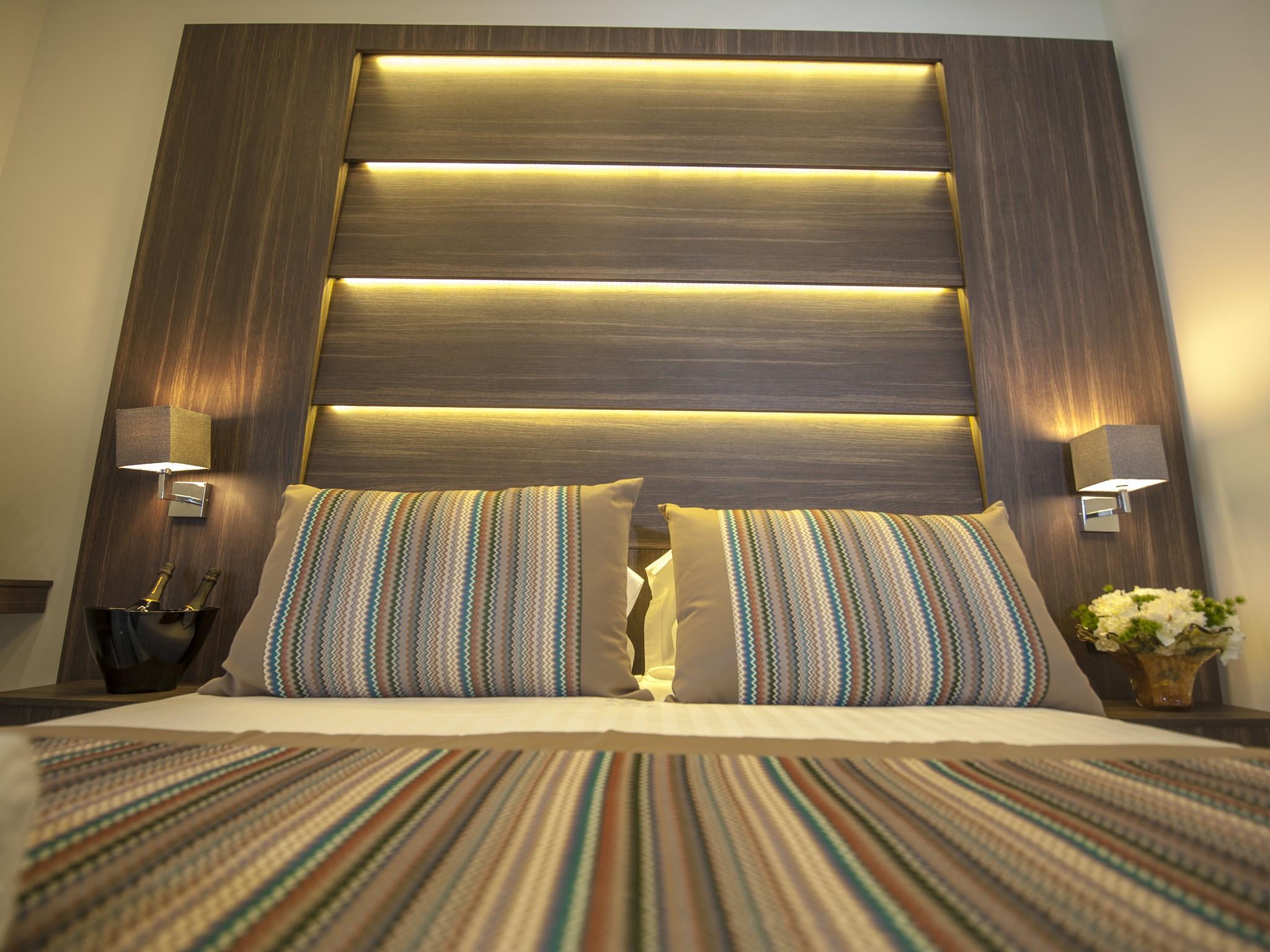Palazzo Firenze Hotel Naples Exterior photo