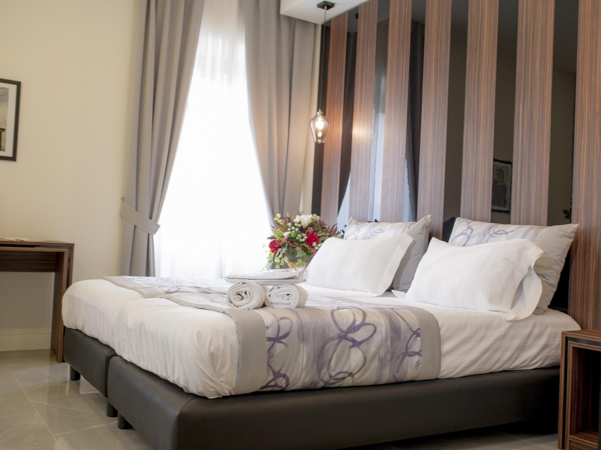 Palazzo Firenze Hotel Naples Exterior photo