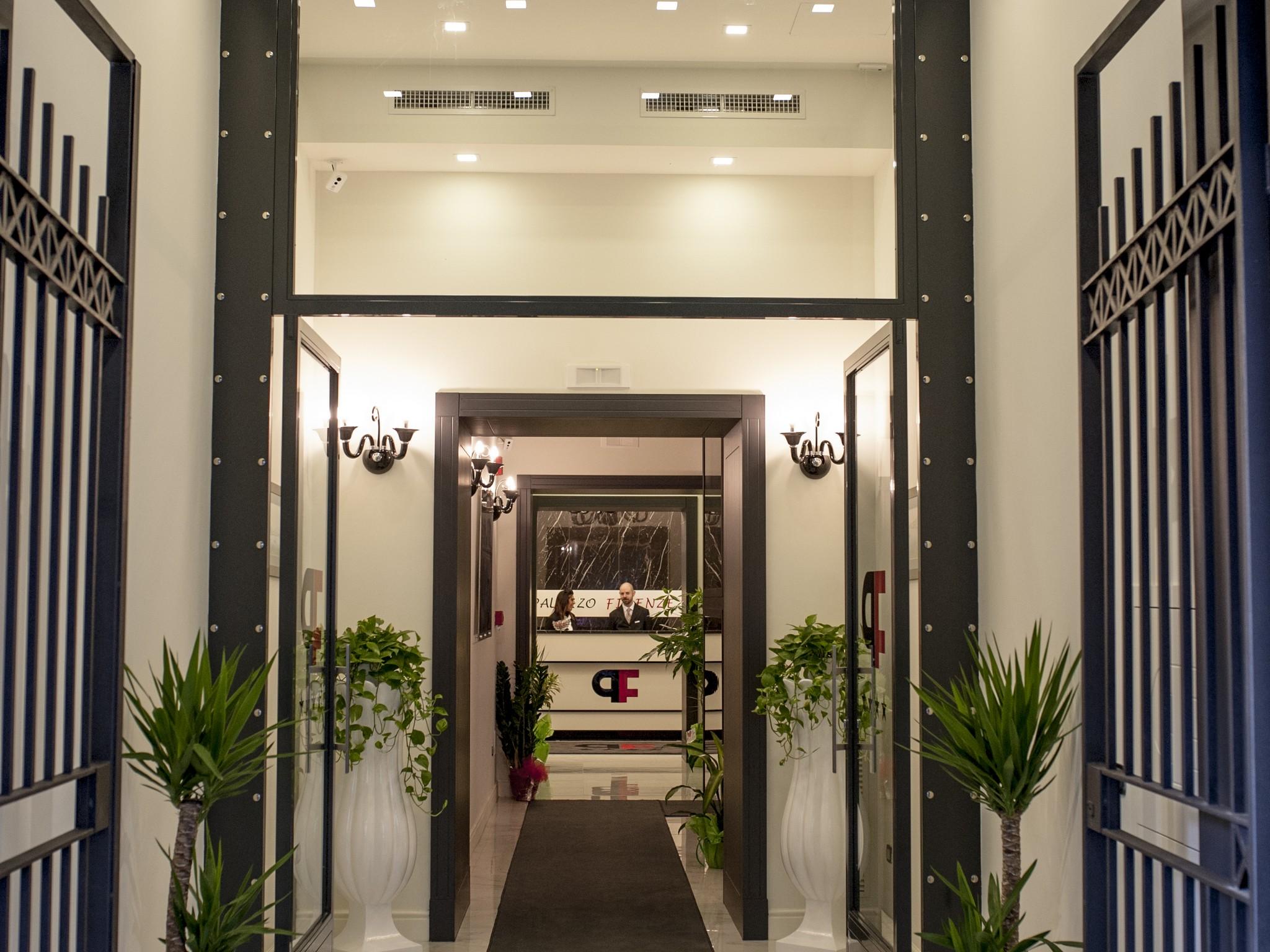 Palazzo Firenze Hotel Naples Exterior photo